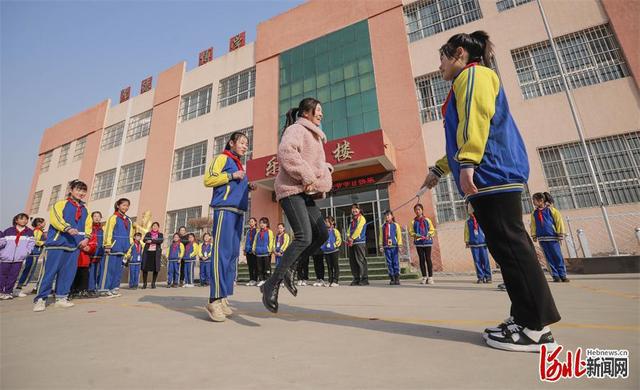 遵化市小学最新动态报道